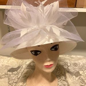 August Hat Company Sassy White Hat